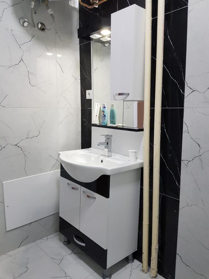 Prishtina Newborn Abc Room Приштина Экстерьер фото